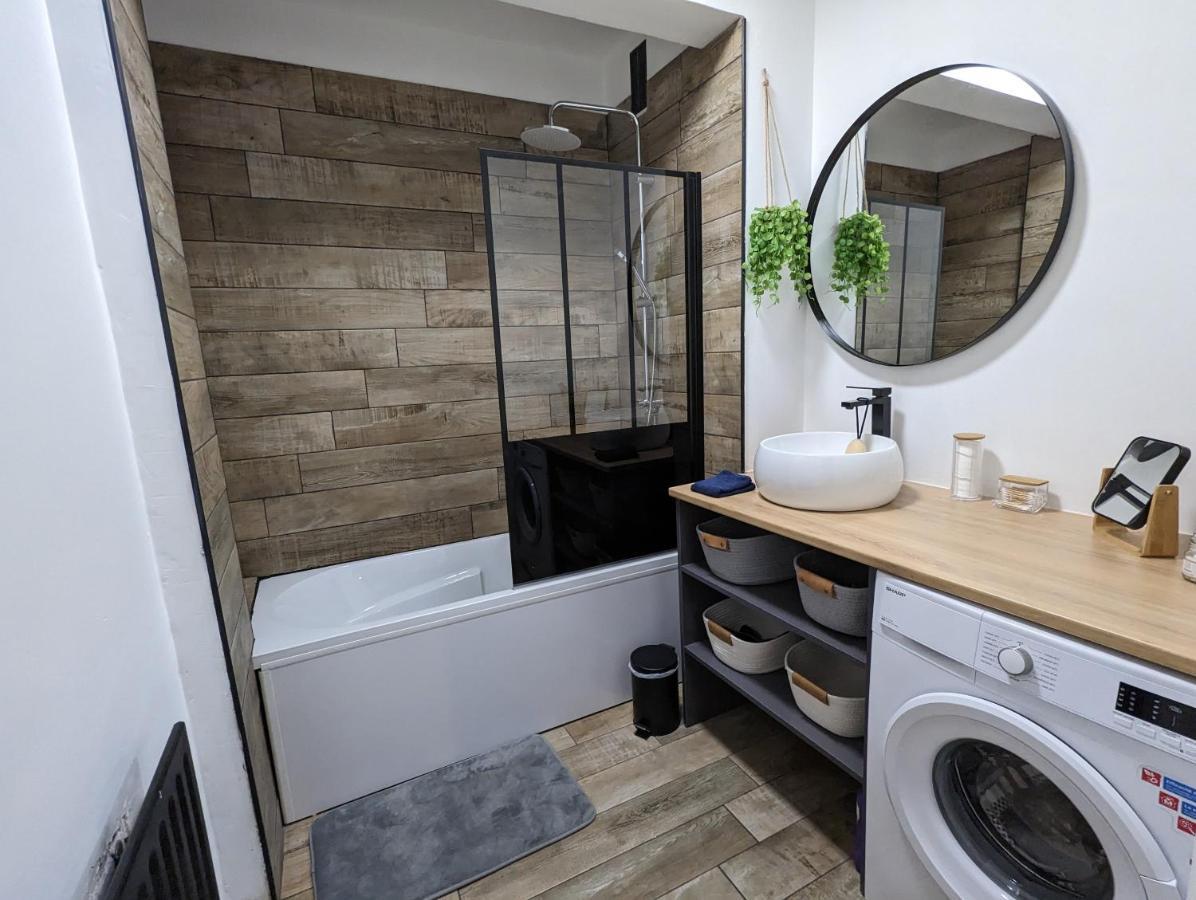 Appt Cosy En Coeur De Ville Proche Lille - 15 Min Tourcoing Dış mekan fotoğraf